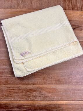 Vintage 60s Cannon “First Lady” Bath Towel Made in USA Yellow 41x23 Mid-Century